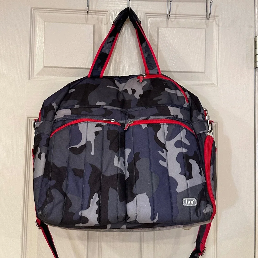 Lug Puddle Jumper Duffel Bag Midnight Camo Red Trim Travel Gym Weekender Men